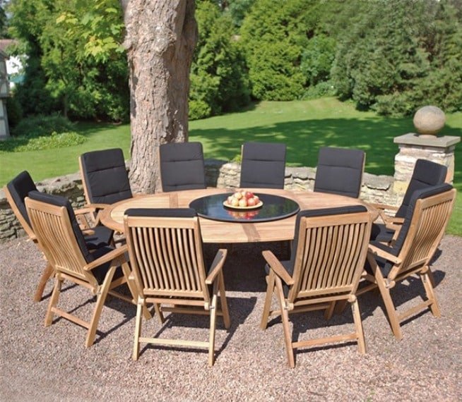 how to protect outdoor wood furniture from dust and bugs